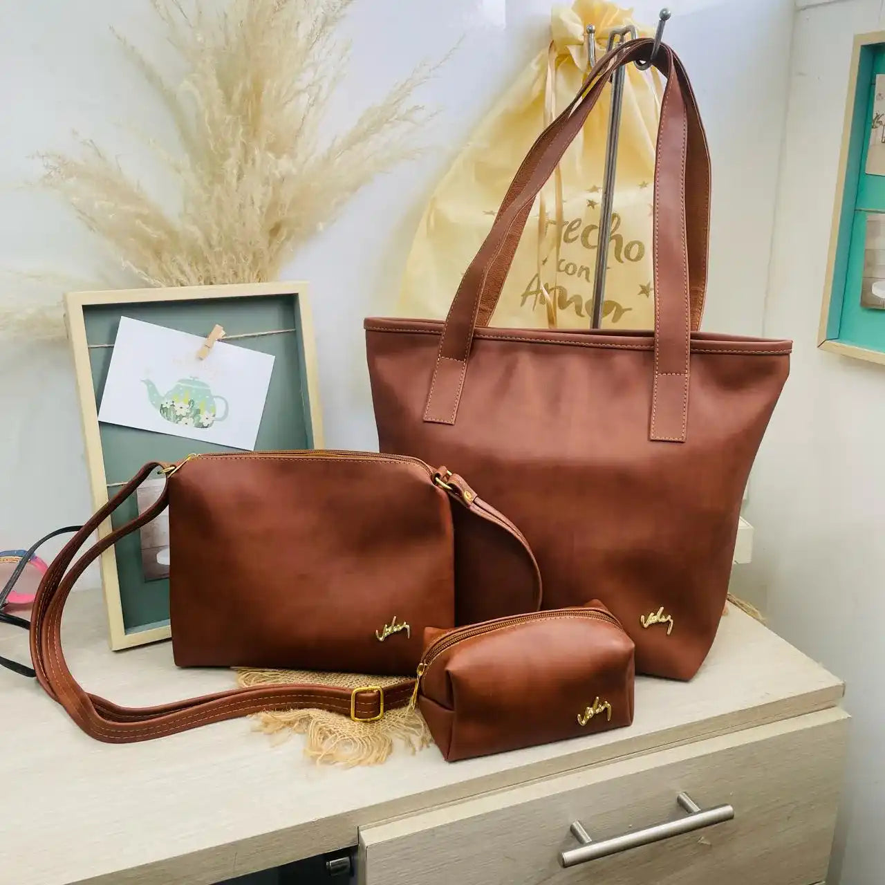 Set de cuero dakota: bolso + carriel + cosmetiquera